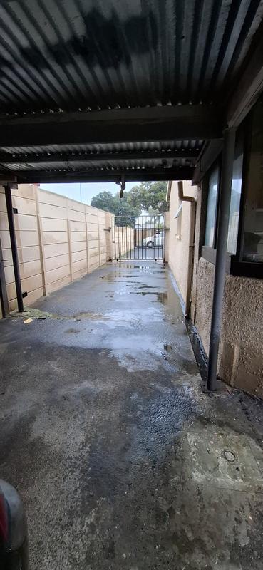 2 Bedroom Property for Sale in Ruyterwacht Western Cape